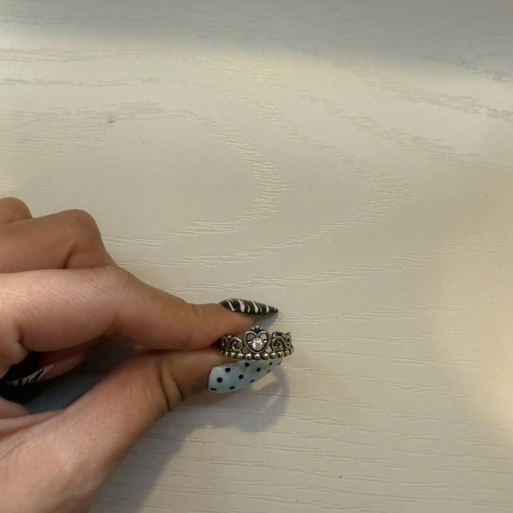 Pandora crown ring